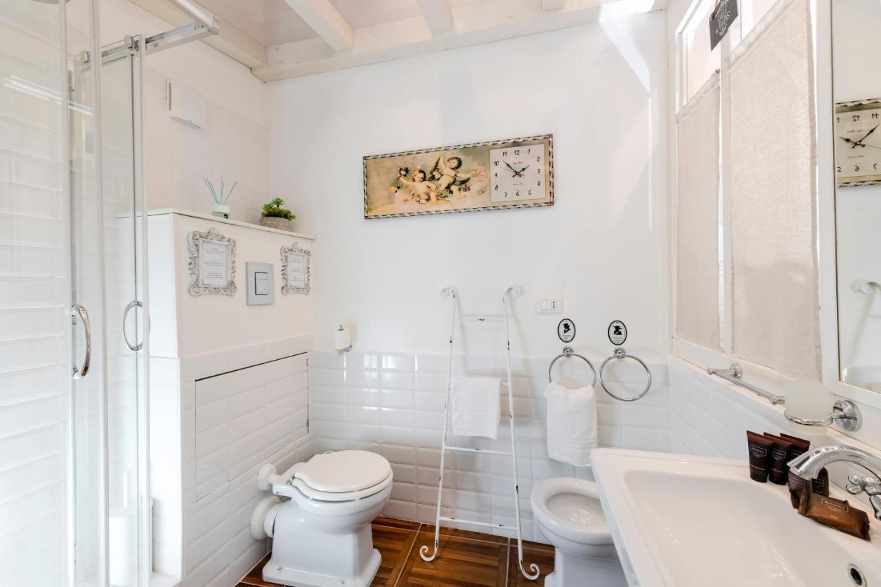 Capo Le Case, Romantic Flat Near Spanish Steps Eksteriør billede